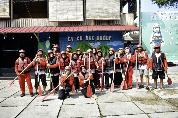 Foto bersama klien SDN RAJEG