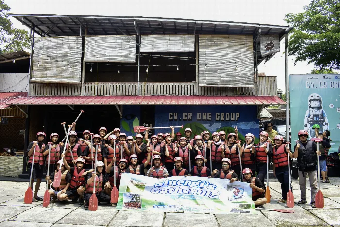 Foto bersama klien AC WHANA KELAPA GADING